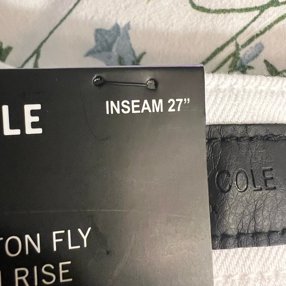 Kennet Cole Jeans - Picture 11 of 12